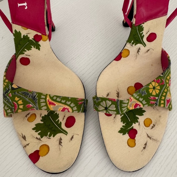 Dior Vintage EU 41 Pink Cream Paisley Lock Key Charm Slingback Sandals Heels Y2K - Picture 3 of 10